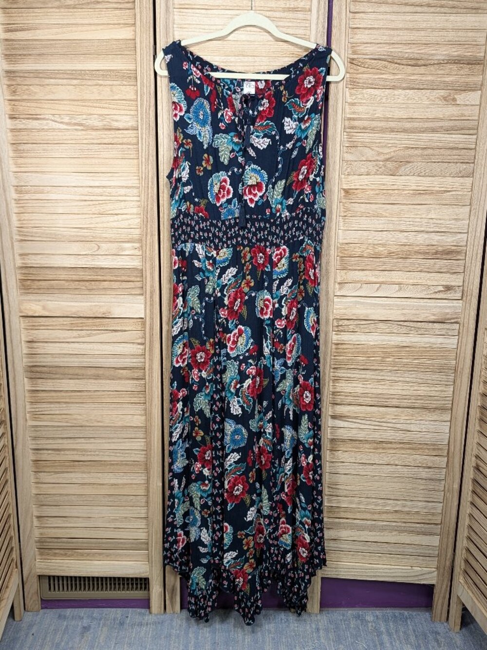 Bila Floral Sleeveless Maxi Dress Navy with Red & Teal Blooms Size XXL